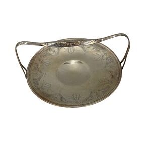 Meriden B Co Silver Plate Etched Floral Round Dish Handle 780 2 International CO